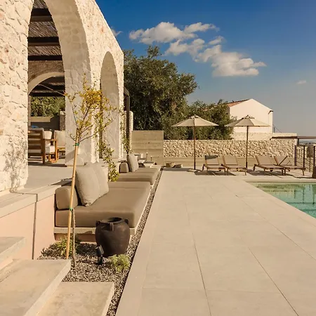 Kerami Kefalonia فيلة